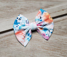 Load image into Gallery viewer, Spring Fling Big Bow &amp; Piggies