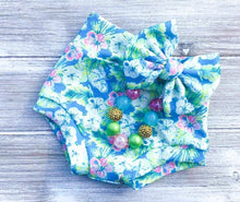 Load image into Gallery viewer, Summer in Paradise Bummies  (Available in Flamingo, Sea Turtle, and Hibiscus Honeymoon)