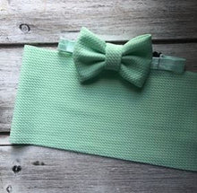 Load image into Gallery viewer, Pistachio Bow Ties, BB Clips &amp; Piggies