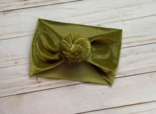 Load image into Gallery viewer, Velvet Top Knots