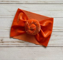 Load image into Gallery viewer, Velvet Top Knots