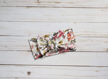 Load image into Gallery viewer, Knotted Headband