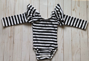Blk/ White Striped Long Flutter Sleeved Leo