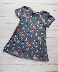 90's Short Sleeved Tee Shirt Dress