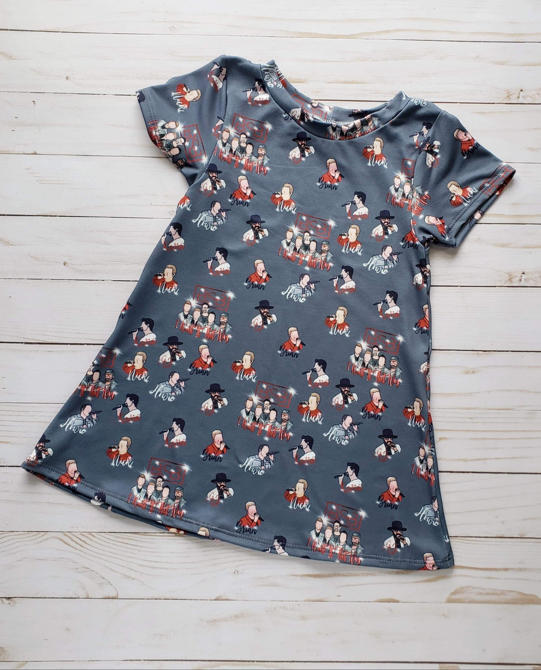 90's Short Sleeved Tee Shirt Dress