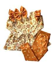 Load image into Gallery viewer, Christmas Cheer Leggings