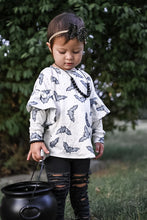 Load image into Gallery viewer, Ruffled Oversized Tees