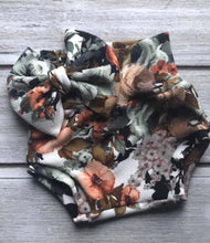 Load image into Gallery viewer, Mystery Floral Bummie &amp; Bow Sets