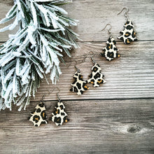 Load image into Gallery viewer, Christmas Cheer Earrings