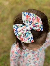 Load image into Gallery viewer, Velvet Fall Floral BB Clips &amp; BB Nylons