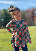 Load image into Gallery viewer, Christmas Cheer High Low Tunic