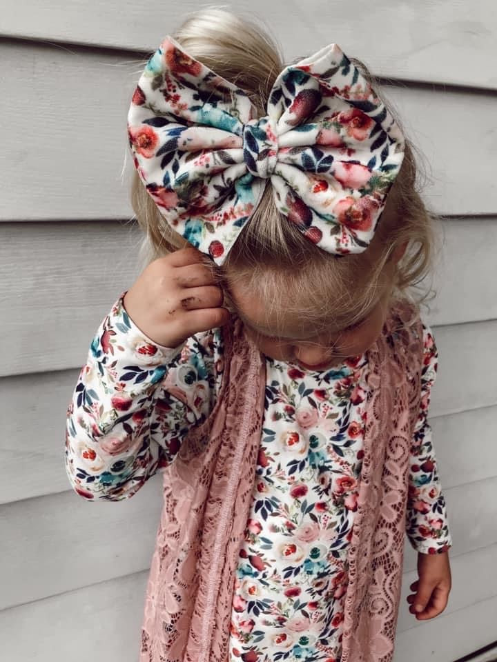 Velvet Fall Floral BB Clips & BB Nylons