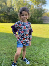 Load image into Gallery viewer, Ruffled Oversized Tees